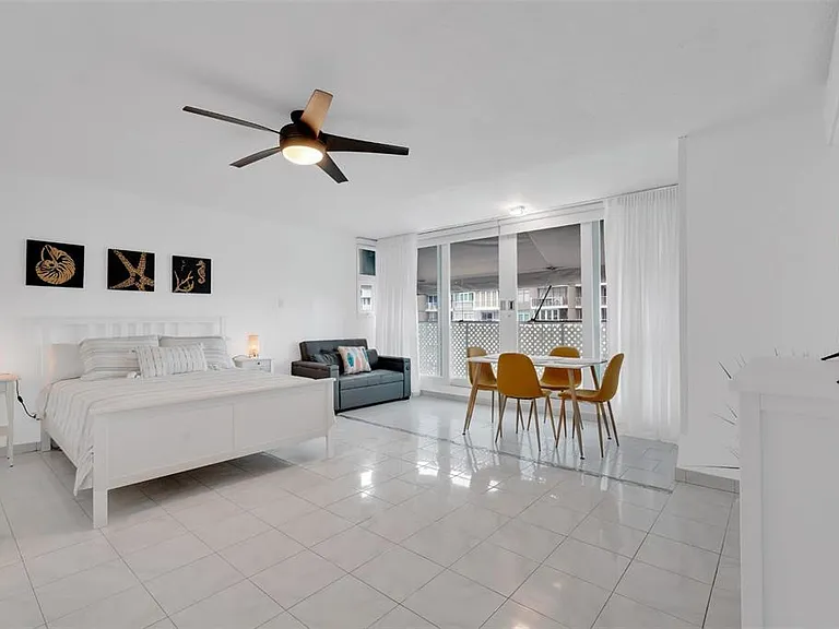 5869 Isla Verde Ave #1418A — Photo 2