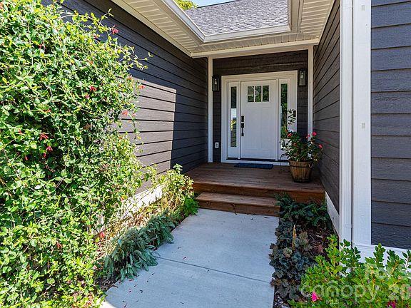 4th image of 206 Padgettown Rd