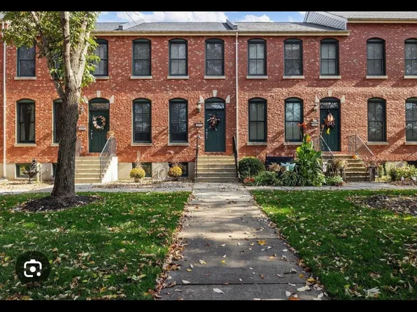 3564 Barter St, Saint Charles, MO 63301
