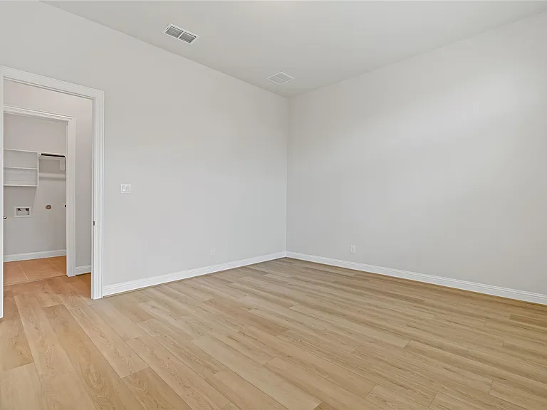 2131 Villa Flora Ln — Photo 11