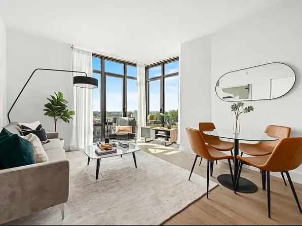 92-27 160th Street image 1 of 34