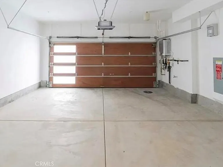 1515 W Bushell St — Photo 27