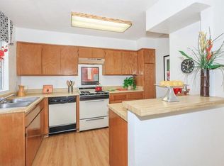 27355 Red Bud Pl APT 103, Canyon Country, CA 91387