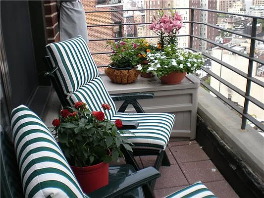 Sold by Fenwick Keats Real Estate | media 37