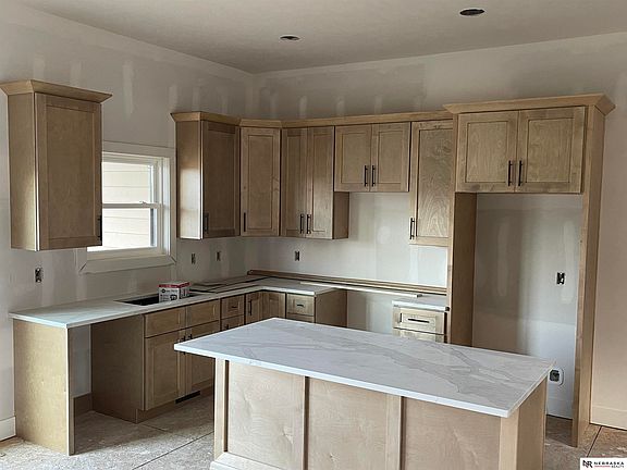 4th image of 1220 Murray Rd