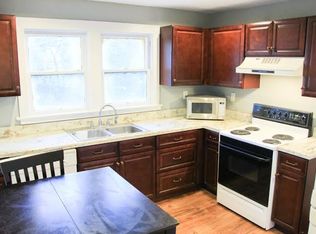 910 N Amelia Ave APT 4, Deland, FL 32724