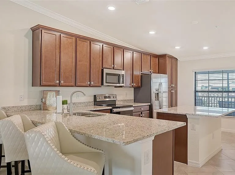 5710 Palmer Cir #201 — Photo 19