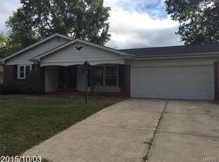 2840 Dover Dr, Florissant, MO