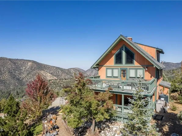1715 Dawn Ct, Pine Mountain Club, CA 93222