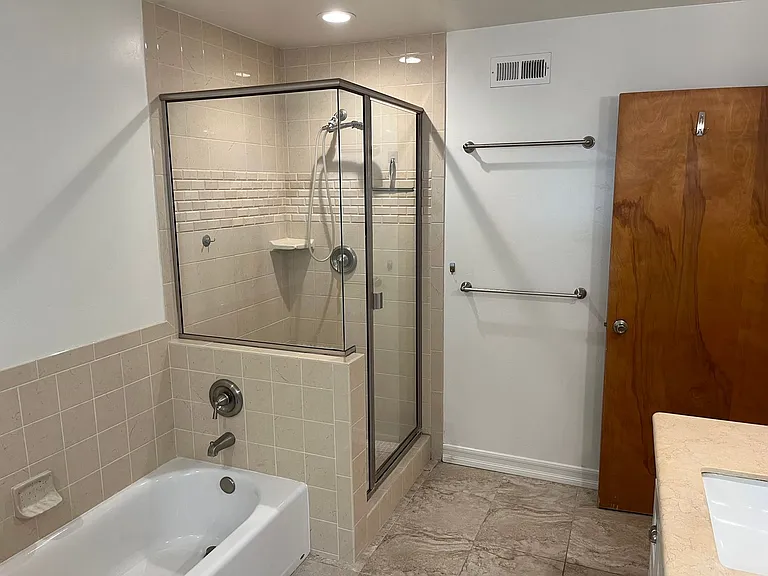 16841 Leroy Ave — Photo 18