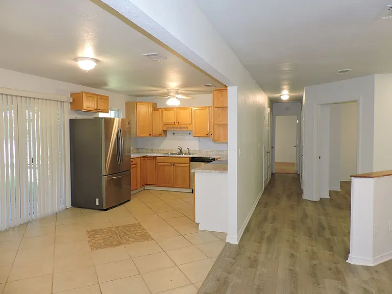 1070 Sagebrush Trl — Photo 6