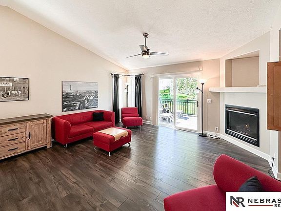 5th image of 3016 N 148th St