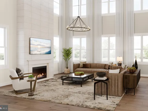 Augusta Dr, Newtown, PA 18940