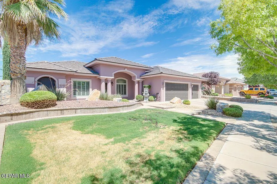 4 bed, 3.5 bath, 2671 sqft, $2,895 — Photo 2