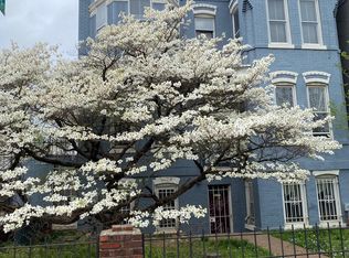 656 12th St NE, Washington, DC 20002