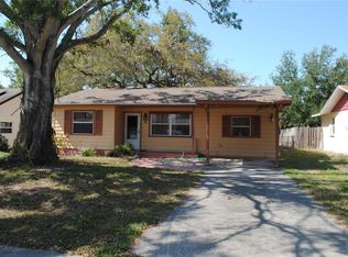 918 7th Ave SW, Largo, FL 33770