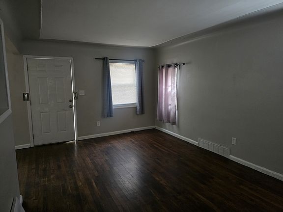2nd image of 83 S Edith St