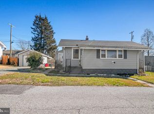 245 D St, Carneys Pt, NJ 08069