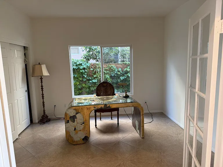 27601 Kathy Ct — Photo 11