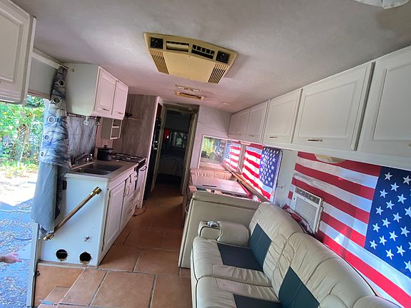 5th image of 3006 N Oriente Ave #4