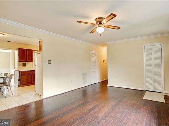 3rd image of 8203 Keeler St