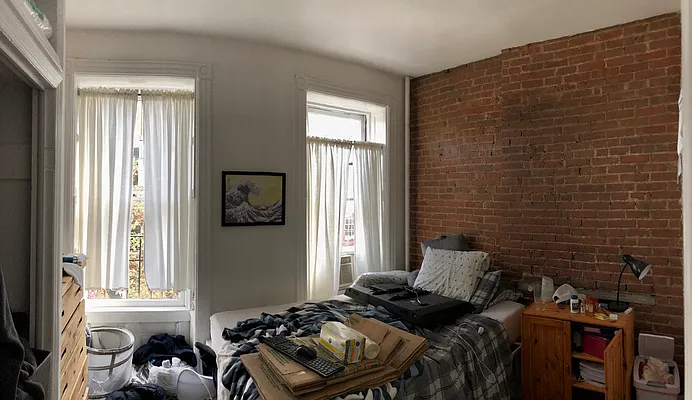 Rented by LJ Sloane Management | media 27