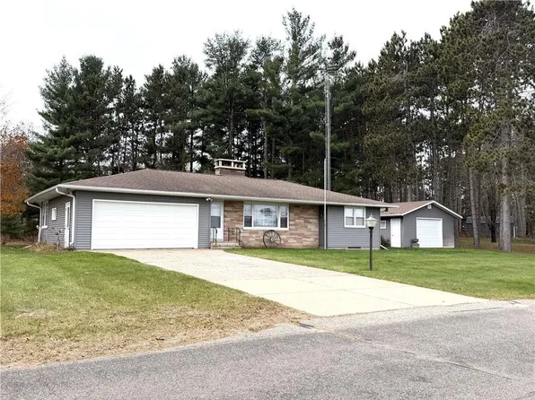 135 Hagen Drive, Hixton, WI 54635