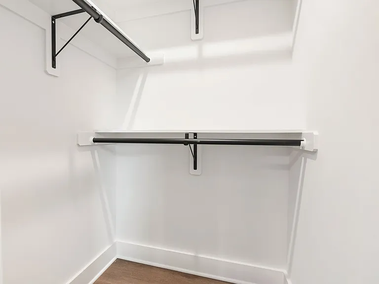 1015 Grant St — Photo 16
