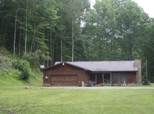 95 Paxton Rd, Procious, WV 25164