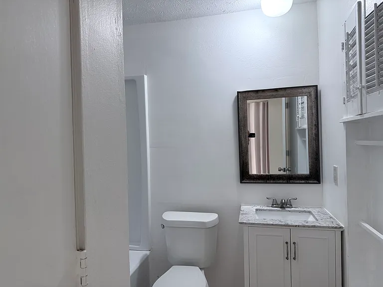 1874 Marcia St — Photo 10
