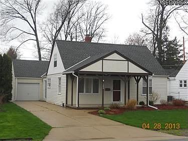 1st image of 194 Lakewood Dr