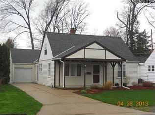 194 Lakewood Dr, Avon Lake, OH 44012