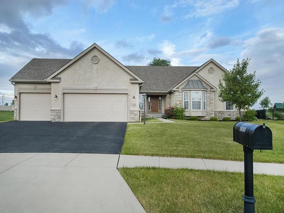 1st image of 3630 Hickory Rock Dr