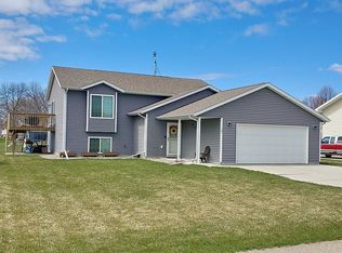 303 Lilac Ave, Aurora, SD 57002