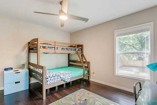 809 Maplewood Pl — Photo 18