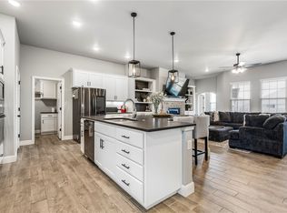 201 Hunt St, Pea Ridge, AR 72751