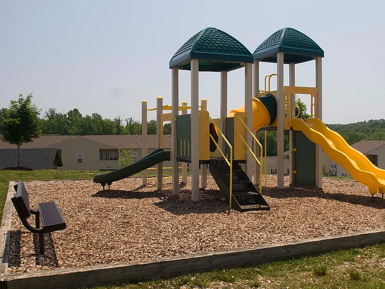 Carriage Pointe at Aquia Playground