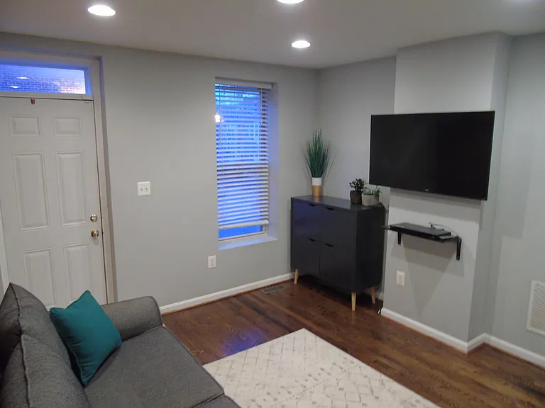 511 E Gittings St — Photo 2