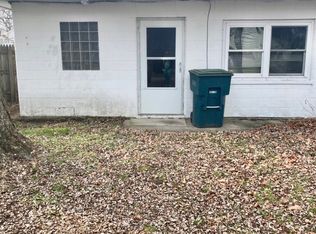 1901 W Riggin Rd APT C, Muncie, IN 47304