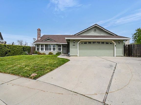 3rd image of 1591 Lynell Ct