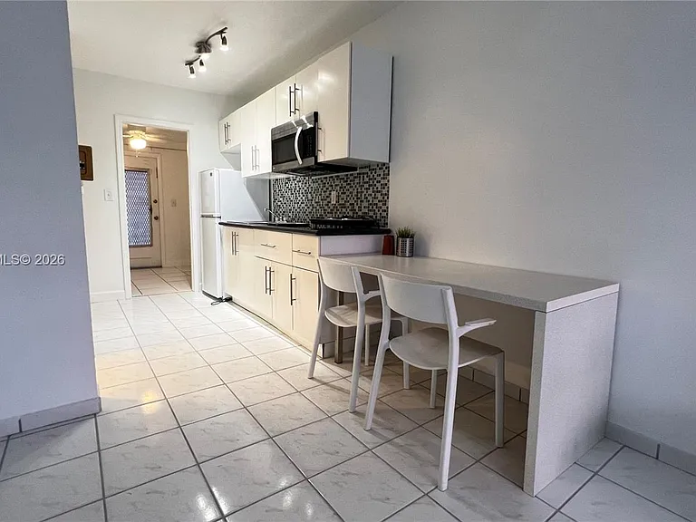 1234 Euclid Ave #4 — Photo 5