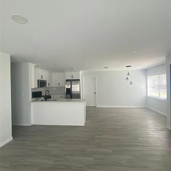 5008 Parade St — Photo 4