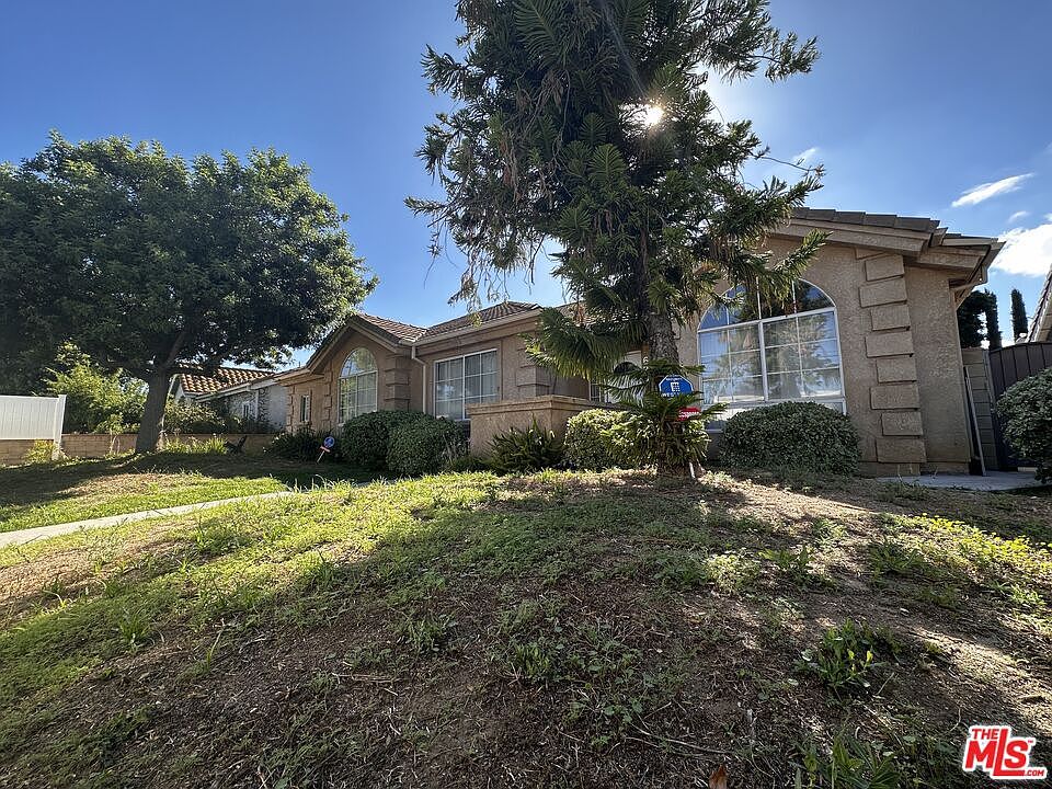 1st image of 6257 Fallbrook Ave