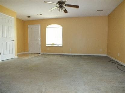 3rd image of 3141 Harrington Ct