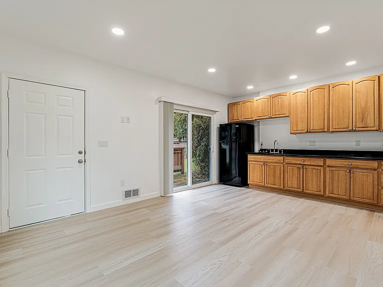 9408 Columbine Cir W — Photo 19