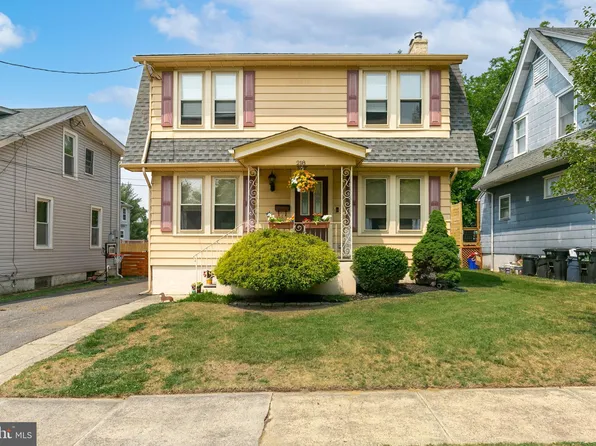 218 Woodlawn Ave, Merchantville, NJ 08109