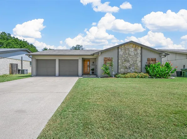 6372 Dorchester Trl, North Richland Hills, TX 76182