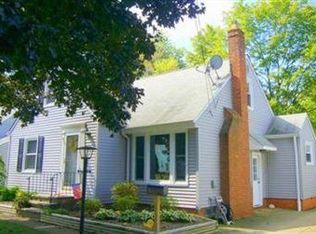 1364 Lander Rd, Mayfield Hts, OH 44124