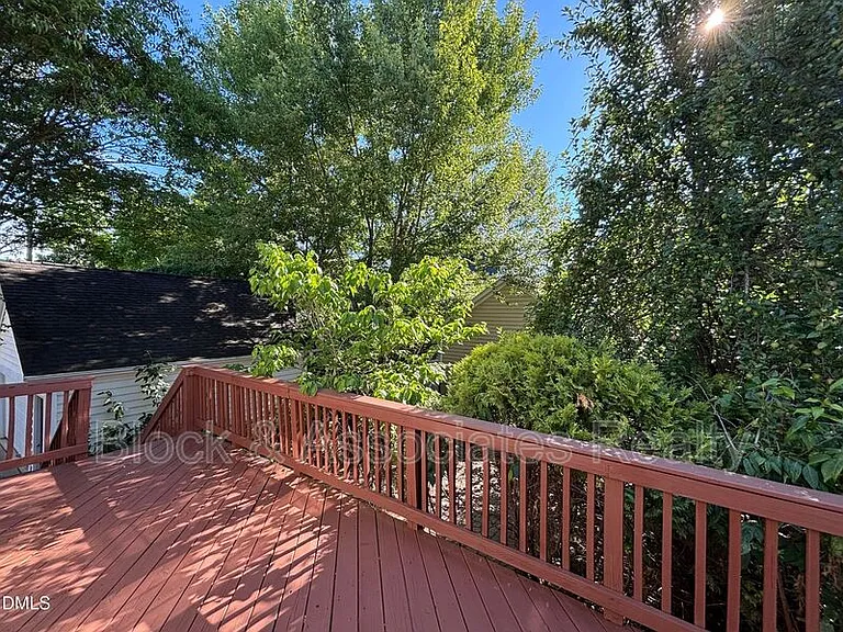 109 Old Savannah Dr — Photo 23
