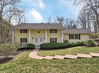7 Jamestown Farm Dr, Florissant, MO